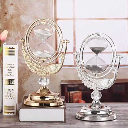 exquisite hourglass